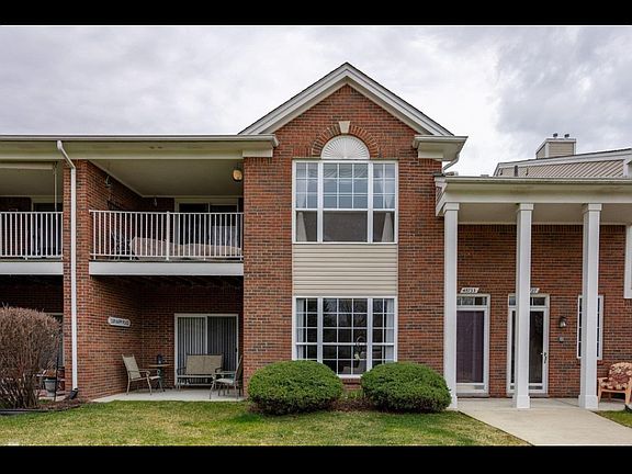 2nd image of 45733 Heather Ridge Dr
