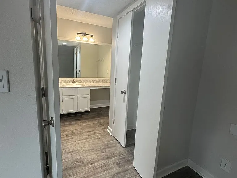 The Vibe at 8035 Apartments — Photo 52