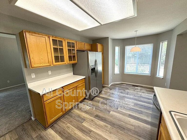 5859 Instone Cir — Photo 6