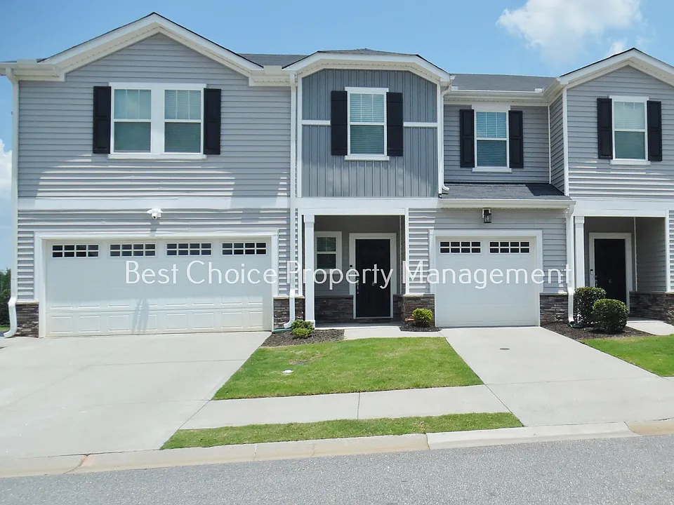 8 Outback Dr