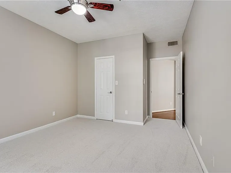 1250 Parkwood Cir SE #2201 — Photo 30