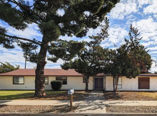 780 N Elmwood Ave, Lindsay, CA 93247