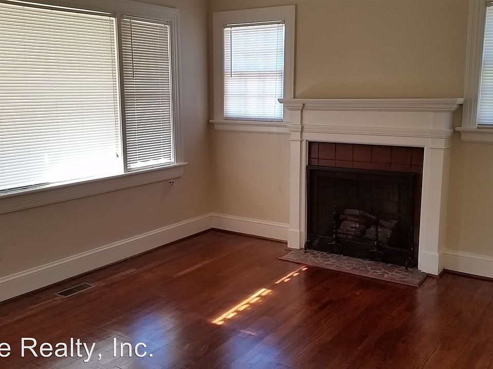 2nd image of 1120 W Thomas St