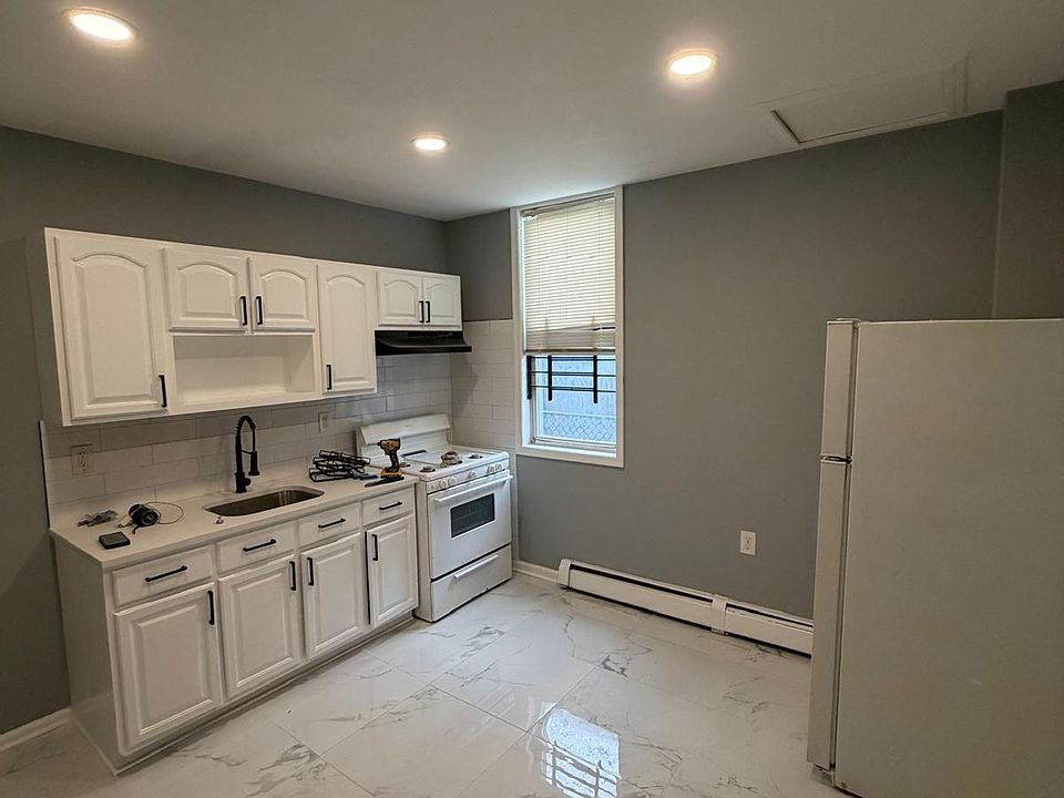 1st image of 539 E Jersey St #A