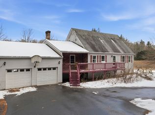 38 S Plain Rd, Sunderland, MA 01375