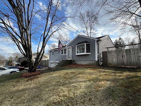 2nd image of 23 Yale Dr