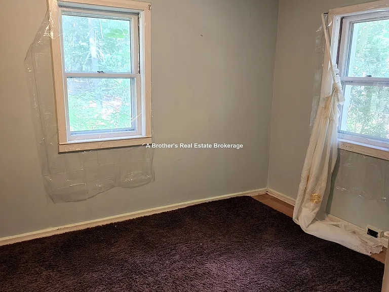 50 Oakdale Ave — Photo 15