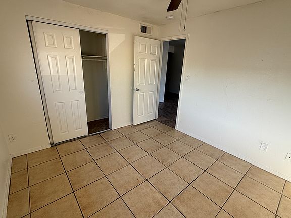 2nd image of 1319 E Vista Ave Unit A