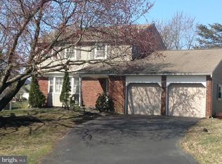 549 Long Meadow Rd, Norristown, PA 19403