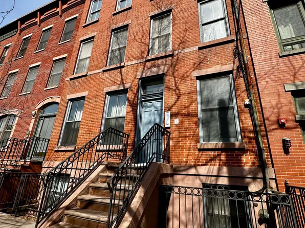 68 Morris Street GARDEN image 1 of 23