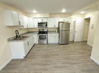 2390 S Kinnickinnic Ave #5, Milwaukee, WI 53207