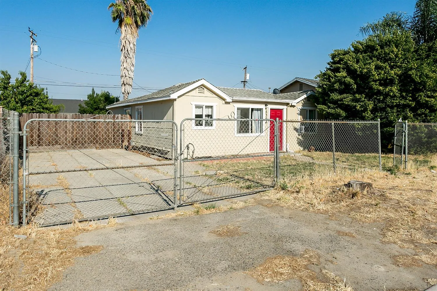 5304 Clark St photo 1