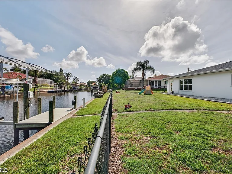 27256 San Marino Dr S — Photo 8