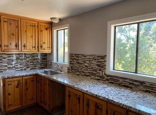 927 Saint Andrews Dr, El Sobrante, CA 94803
