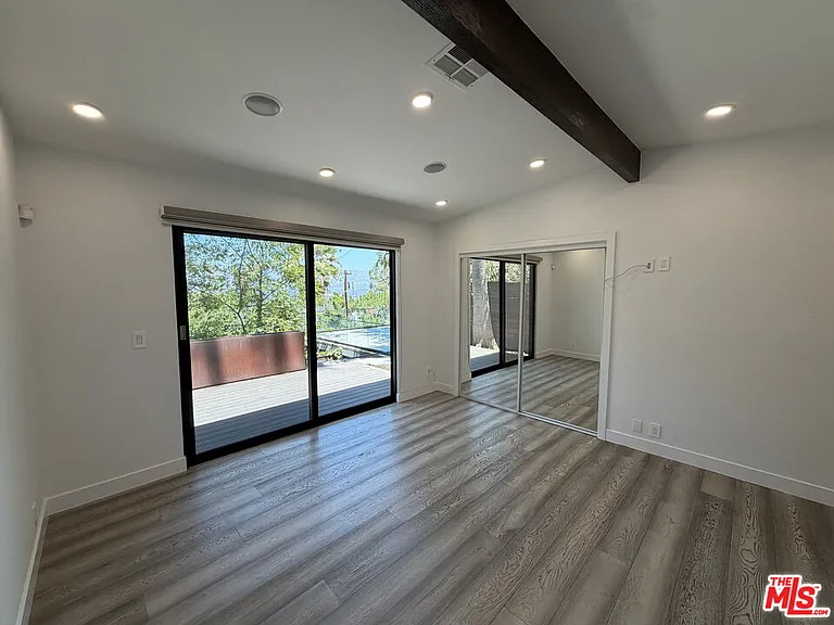 3565 Multiview Dr — Photo 19