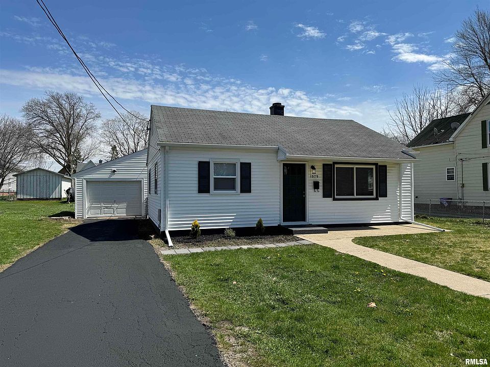 1st image of 1079 Huber Ave