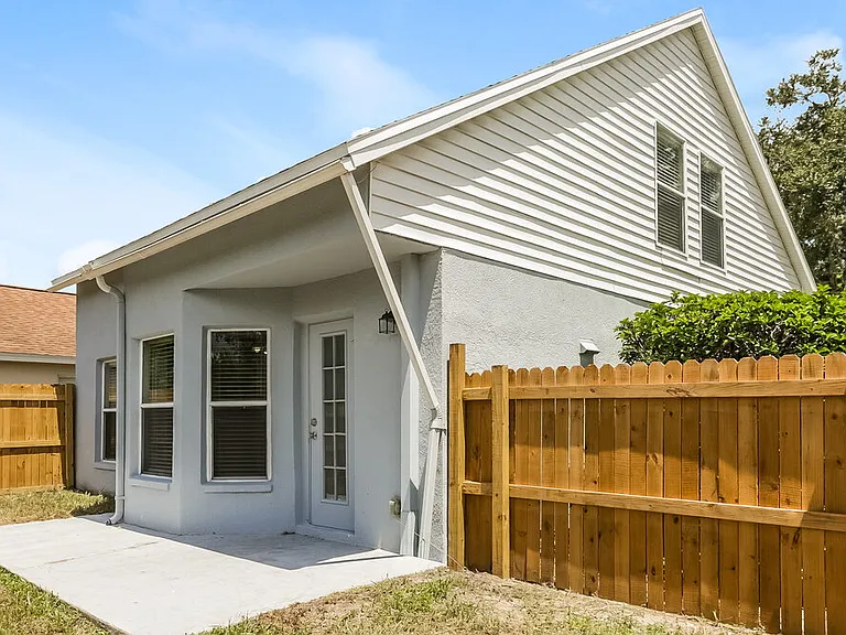 6023 Sand Key Ln — Photo 16