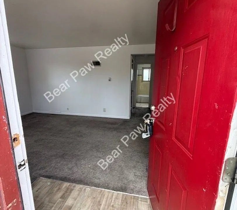 1839 Fremont Ave