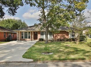 2002 Nina Lee Ln, Houston, TX 77018