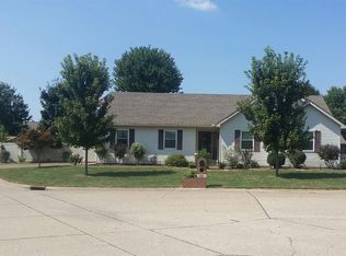 1911 Plaza Dr, Evansville, IN 47715