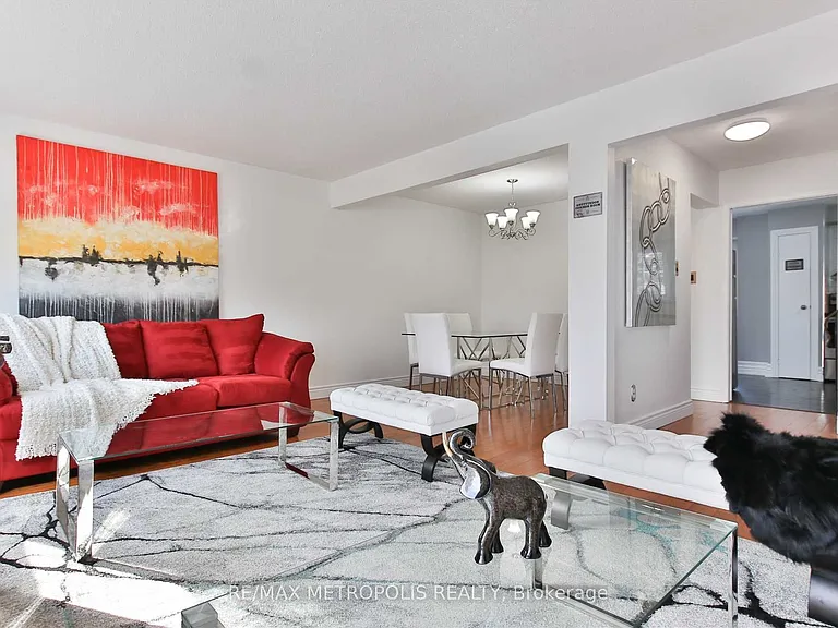 17 Clover Ridge Dr W #1 — Photo 8