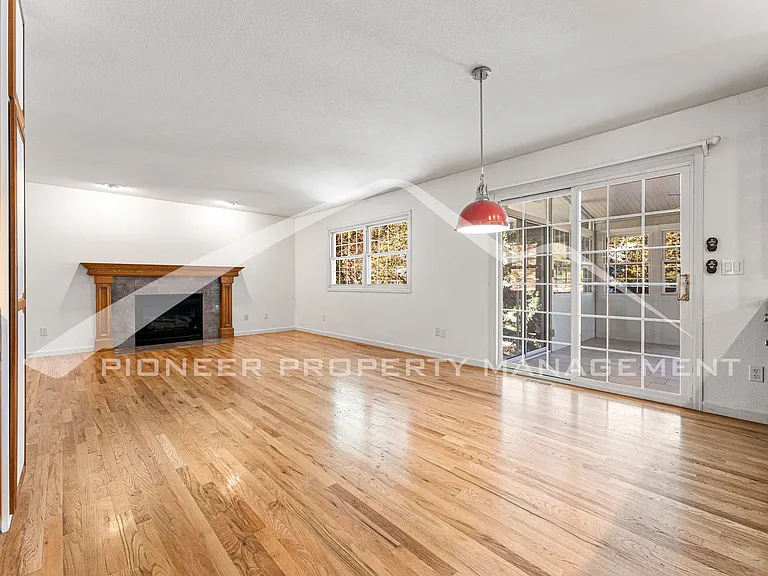 2295 Vineyard Pl — Photo 9