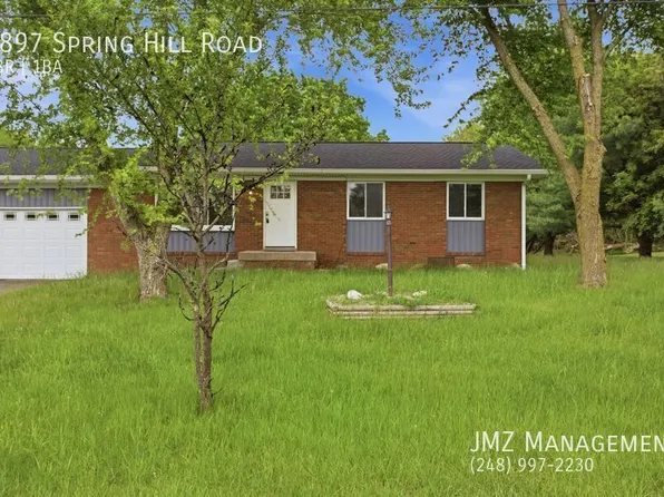 2897 Spring Hill Dr, Howell, MI 48843