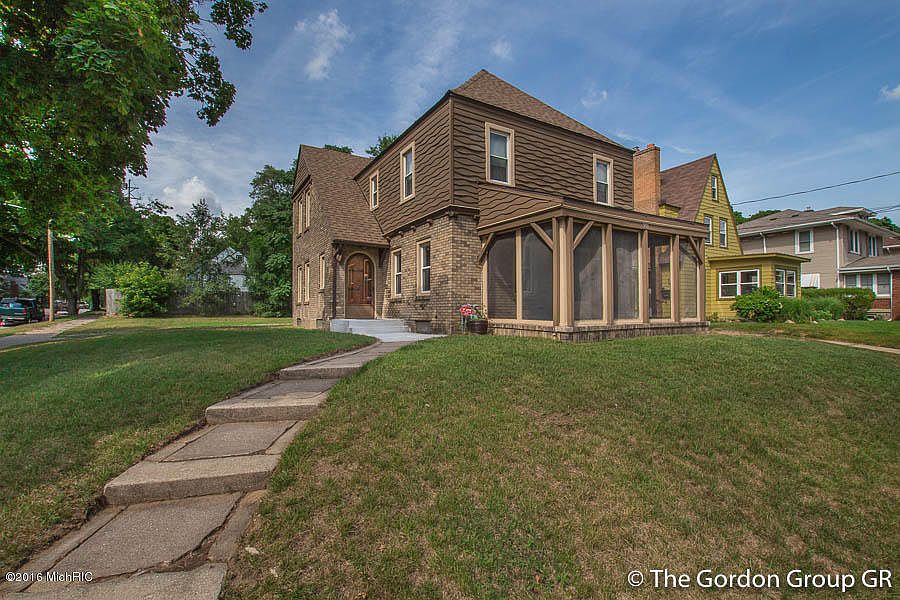 1st image of 501 Elliott St SE