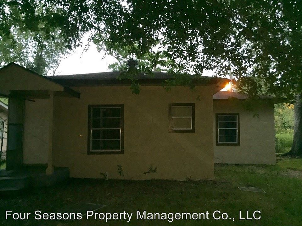 2nd image of 2029 32nd St