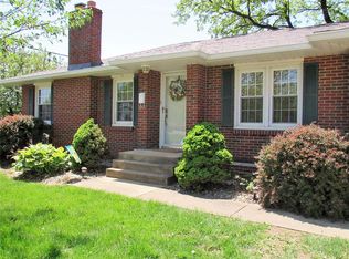 101 Gaylord Dr, Collinsville, IL