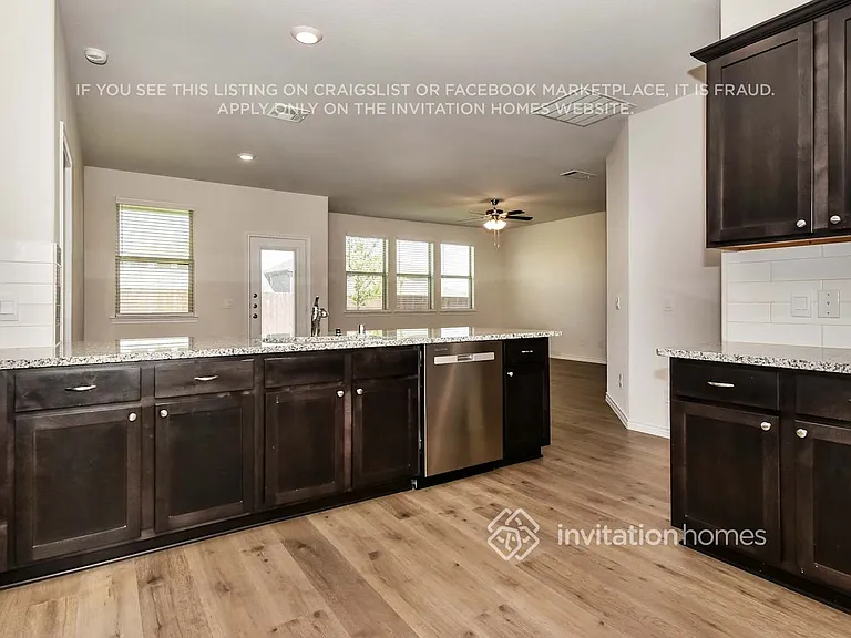 7412 Alfriston Pl — Photo 6