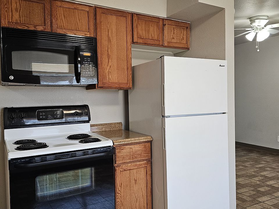 1st image of 103 W Dunn Ave #5