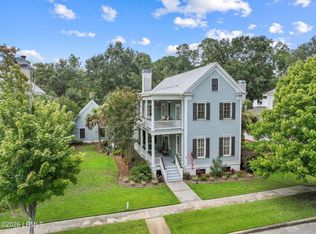 11 Park Square S, Beaufort, SC 29907