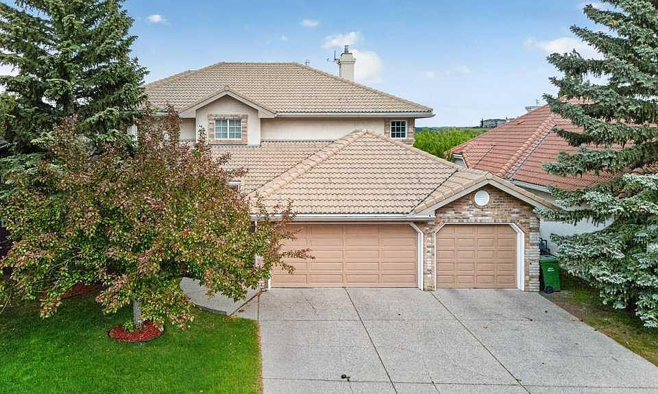 1st image of 152 N Scenic Ridge Cres NW