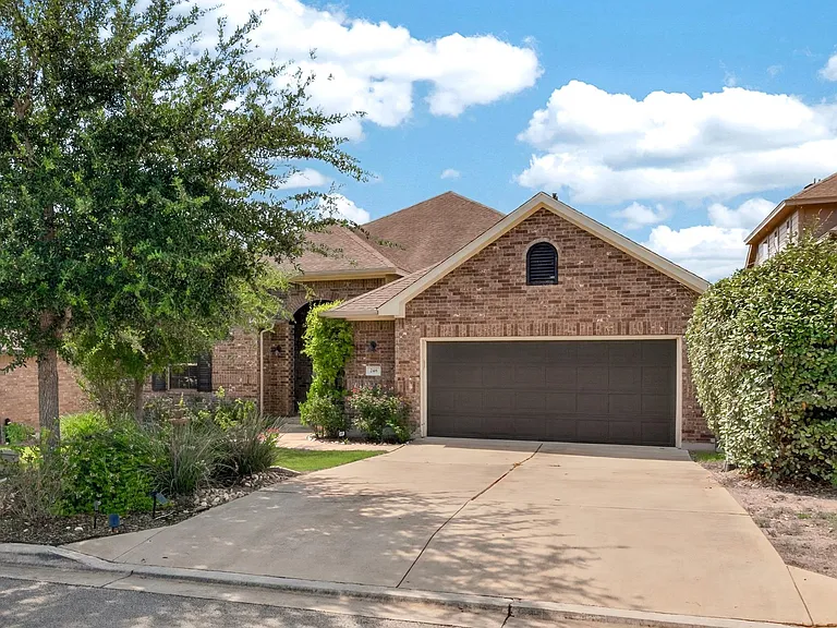 248 Mary Elise Way — Photo 1