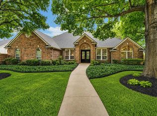 616 Forest Edge Ln, Ovilla, TX 75154