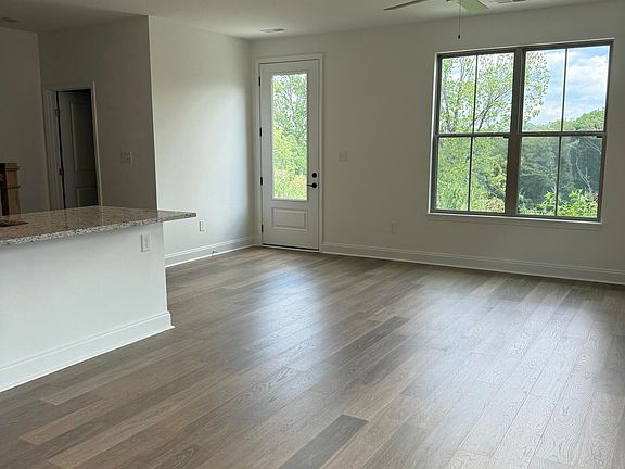 4th image of 1636 Bennett Village Dr