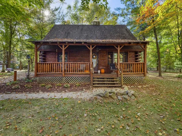 2548 E Mier Rd, Midland, MI 48642