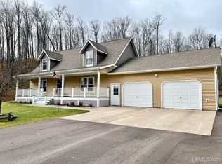 N3151 Bentons Lake Rd, Norway, MI 49870