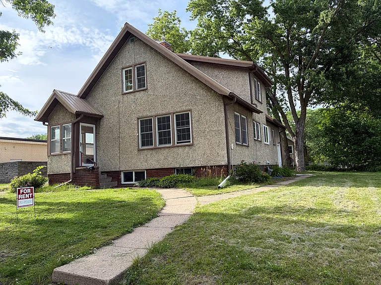 2921 Wood St — Photo 1