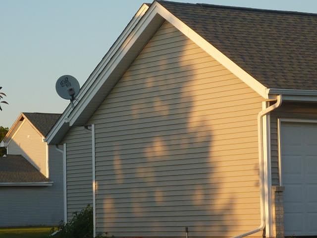 2nd image of 2355 Daylily Ct