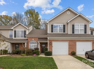 3132 Summerfield Ridge Ln, Matthews, NC 28105