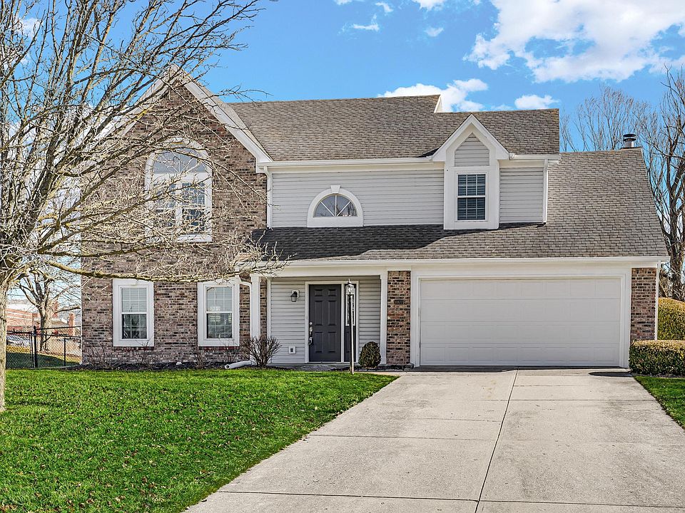 1st image of 10877 Lexington Dr