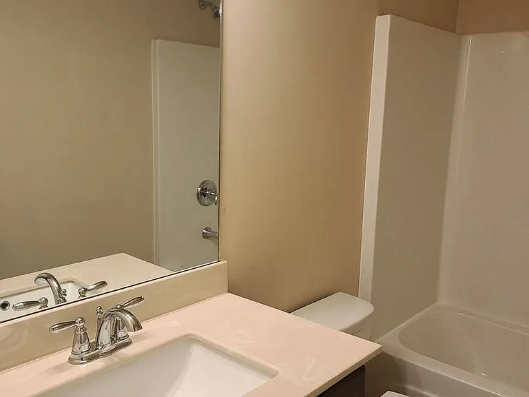 196 Highland Pointe Cir E — Photo 12