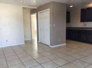 813 Ortiz Dr SE, Albuquerque, NM 87108