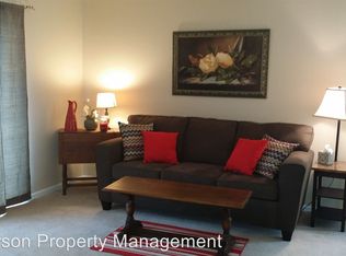 1124 W McCarty St APT E, Jefferson City, MO 65109