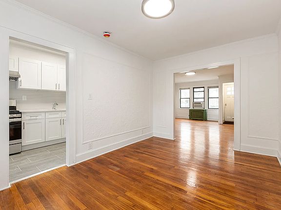 5th image of 67135 Burns St
