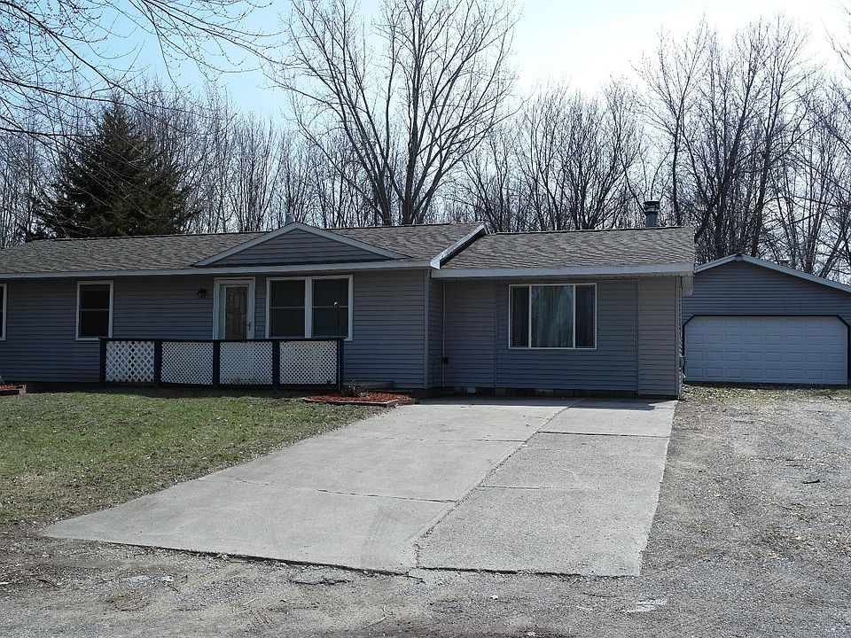 1st image of 70 Golfside Dr