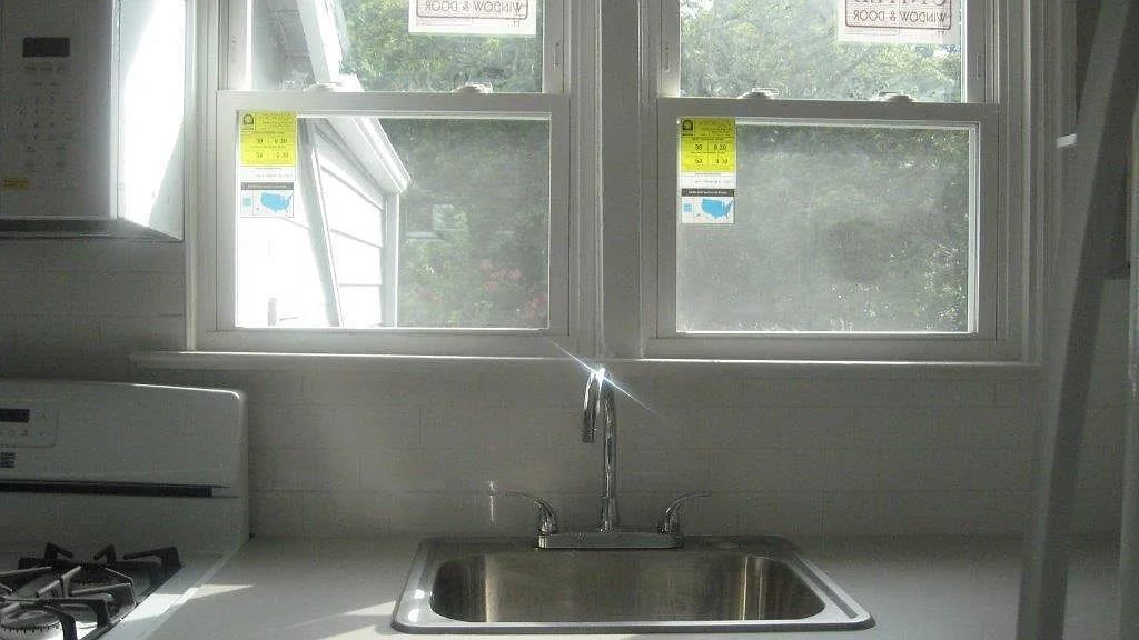 2 bed, $1,695 — Photo 3