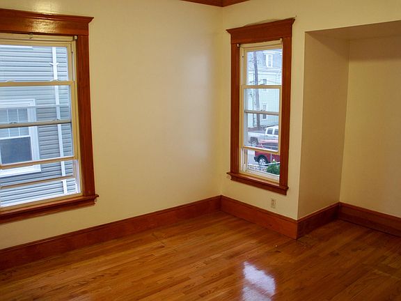 2nd image of 47 Newport St Floor 2